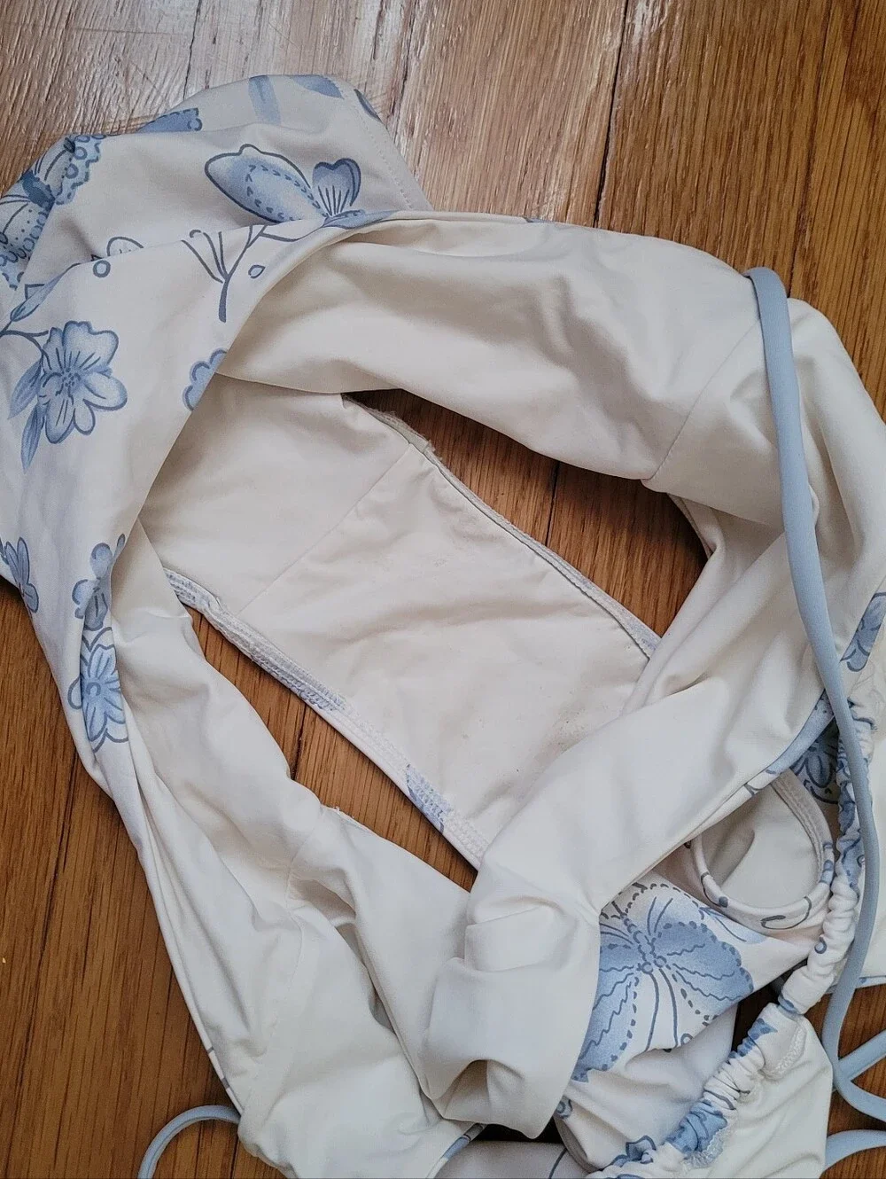 Frankies Bikinis high leg